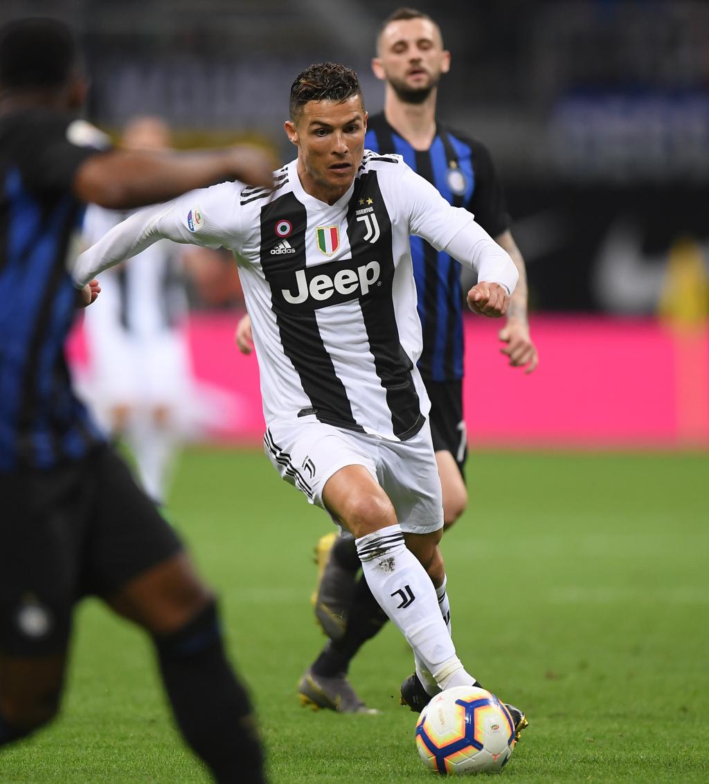 足球欧冠最佳球员票选开启，众星入围