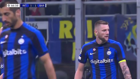 关键先生！高诗岩4中2得到8分5板8助&关键时刻拯救球队