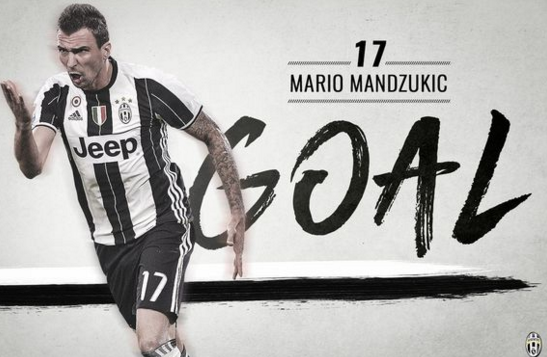 多特蒙德球迷挂横幅，反对海外比赛并攻击西甲高层