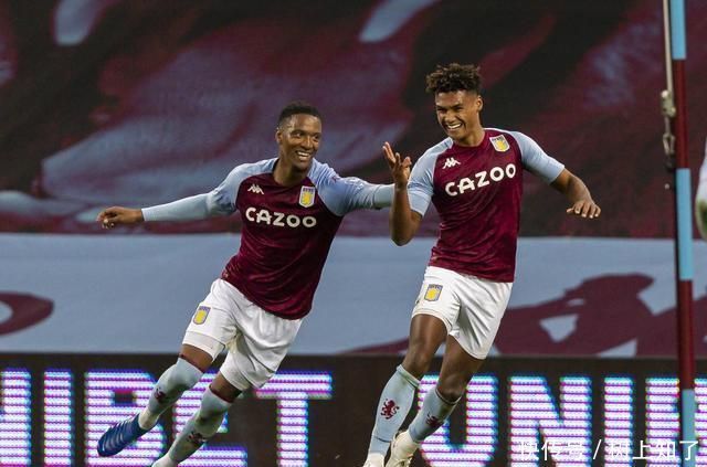 海因策执教阿森纳全情投入训练比赛